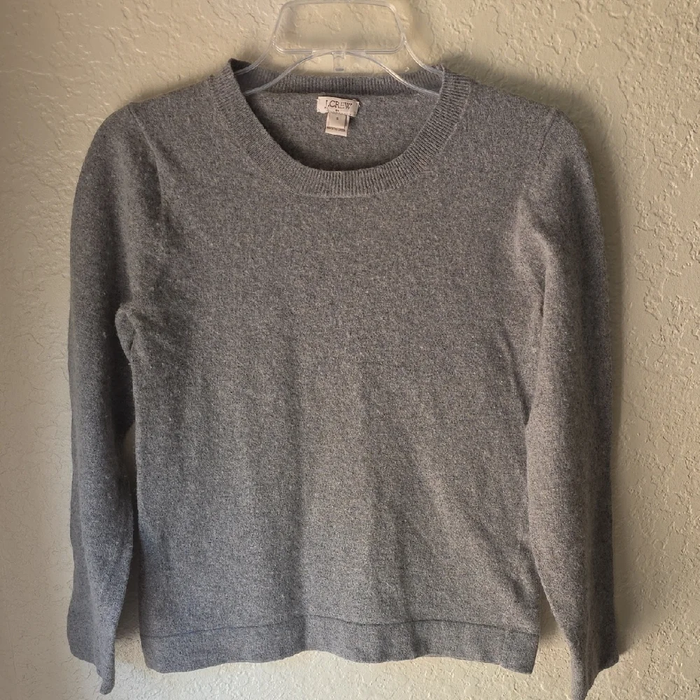 J. Crew Gray Crew Neck Sweater Classic Knit
